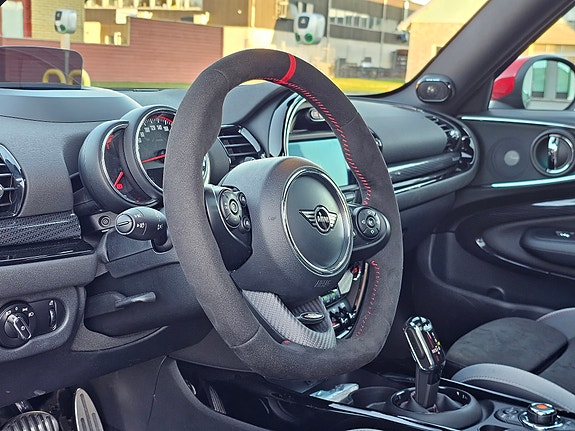 MINI John Cooper Works 9 of 16