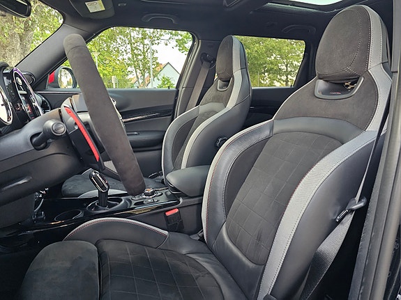 MINI John Cooper Works 10 of 16