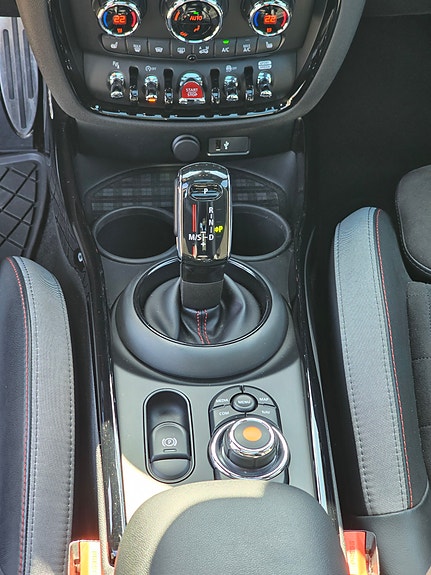 MINI John Cooper Works 11 of 16