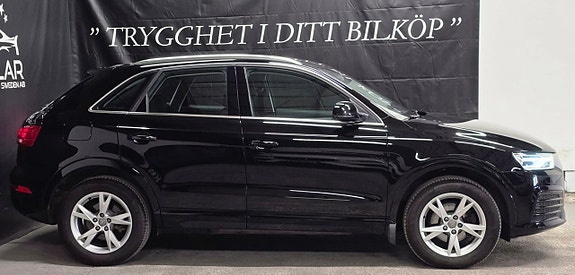 Audi Q3 4 of 5