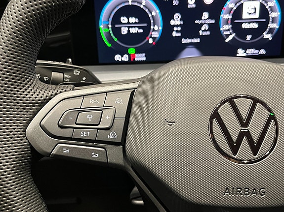 Volkswagen Tayron 18 of 25