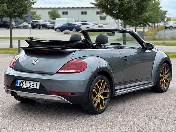 Volkswagen Beetle 5 of 5