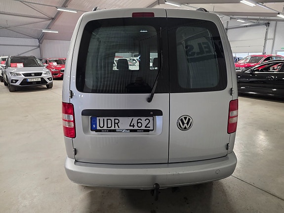 Volkswagen Caddy Maxi 5 of 5