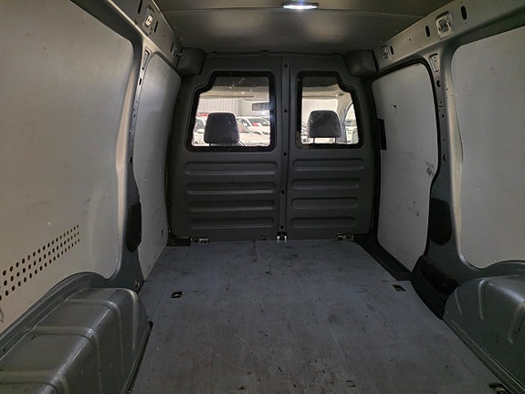 Volkswagen Caddy Maxi 4 of 5