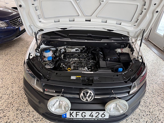 Volkswagen Caddy Maxi 14 of 14