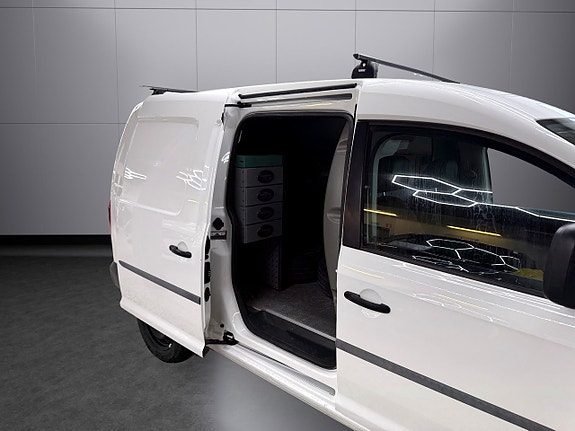 Volkswagen Caddy Maxi 12 of 14