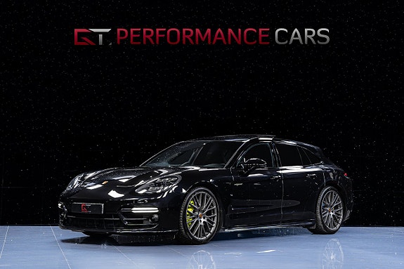 Porsche Panamera 4 3 of 5