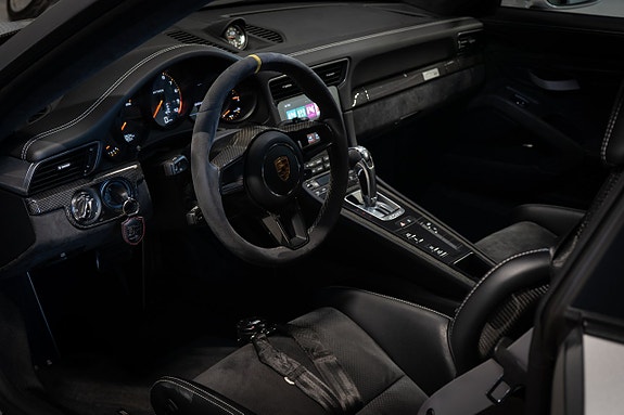 Porsche 911 GT3 RS 17 of 25