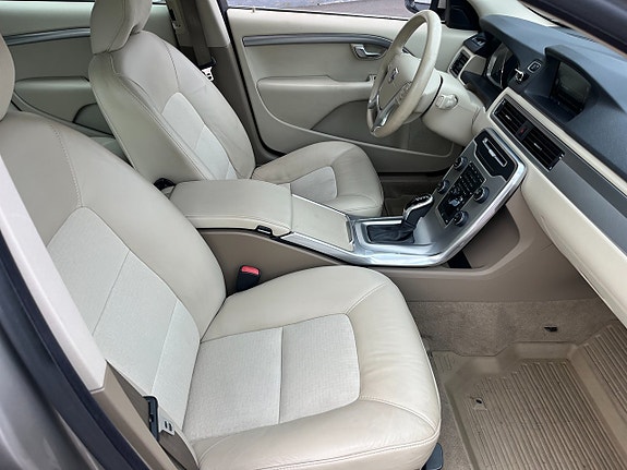 Volvo V70 20 of 20