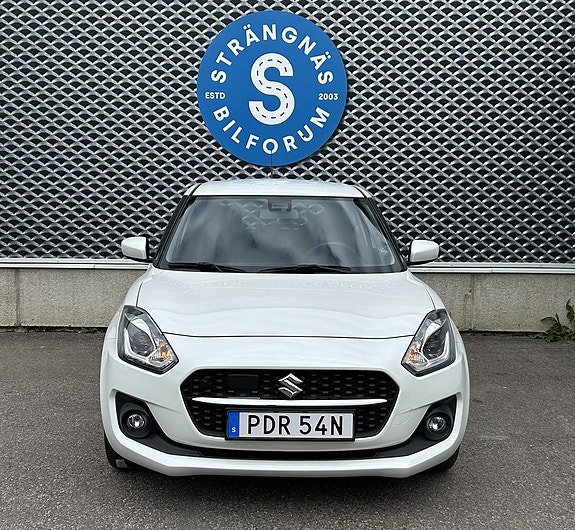 Suzuki Swift 3 of 5