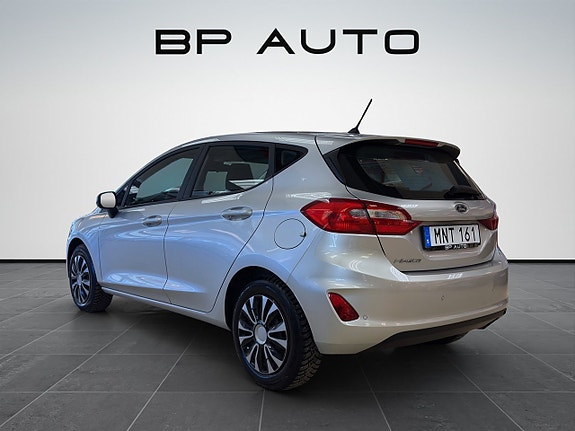 Ford Fiesta 5 of 22