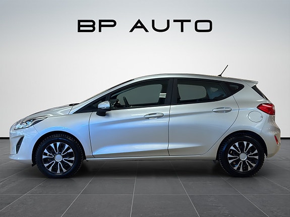 Ford Fiesta 3 of 5
