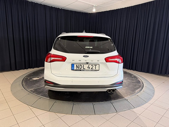 Ford Focus 5 of 13