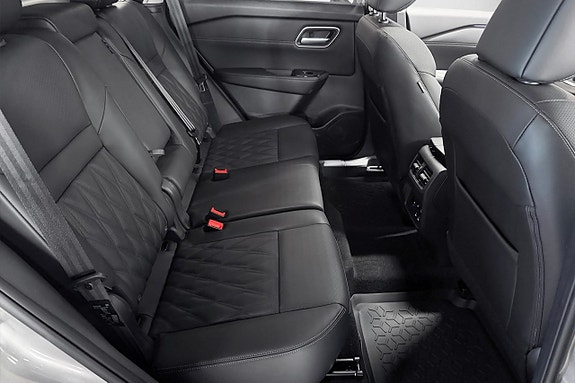Nissan X-Trail 15 of 27