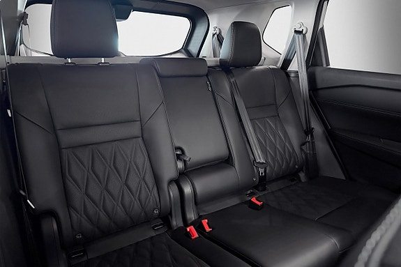 Nissan X-Trail 14 of 27