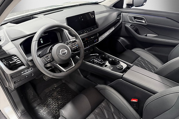 Nissan X-Trail 8 of 27