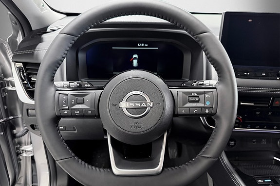Nissan X-Trail 9 of 27