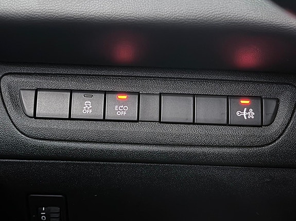 Peugeot 208 17 of 20