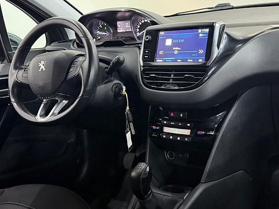 Peugeot 208 10 of 20
