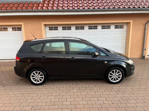 Seat Altea XL 4 of 5