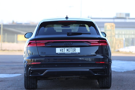 Audi Q8 11 of 20