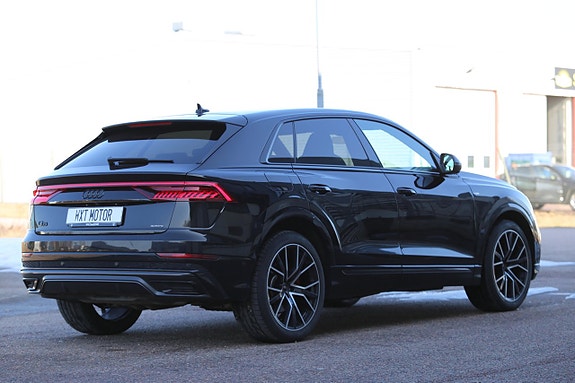 Audi Q8 10 of 20