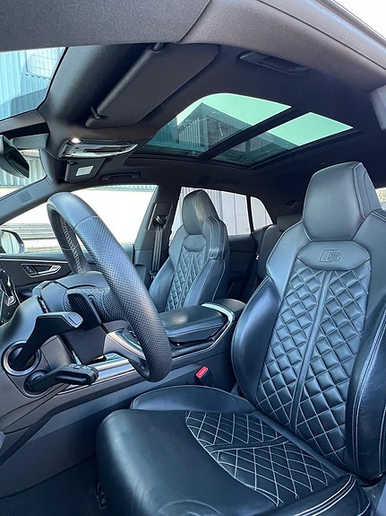 Audi Q8 5 of 5