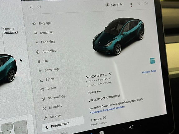 Tesla Model Y 18 of 19
