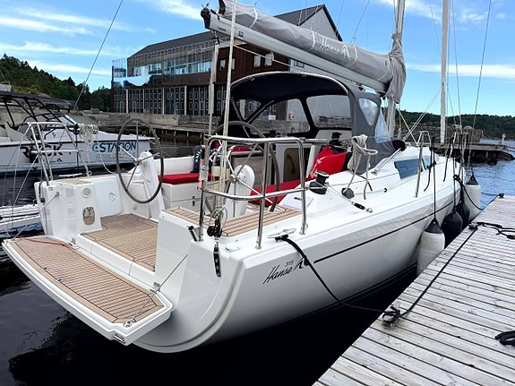 Hanse 315 (2022) – Välutrustad segelbåt i mycket fint skick 2 of 5