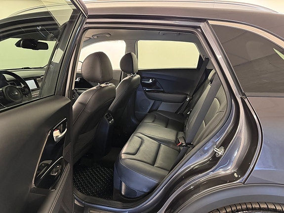 Kia Niro 10 of 14