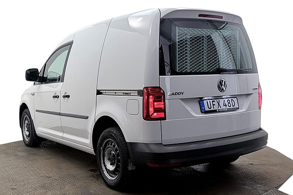 Volkswagen Caddy 10 of 27