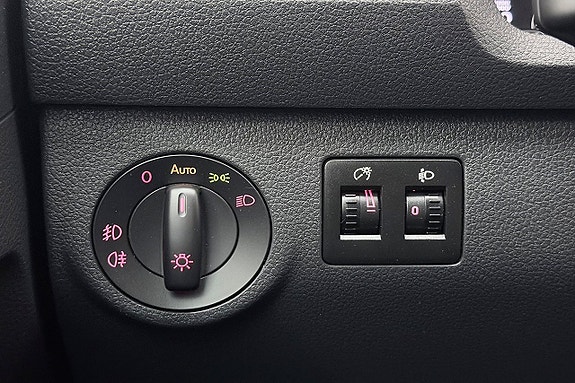 Volkswagen Caddy 26 of 27