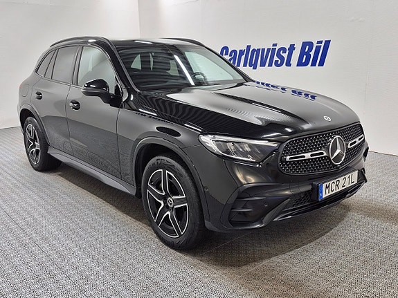 Mercedes-Benz GLC300 e 3 of 5