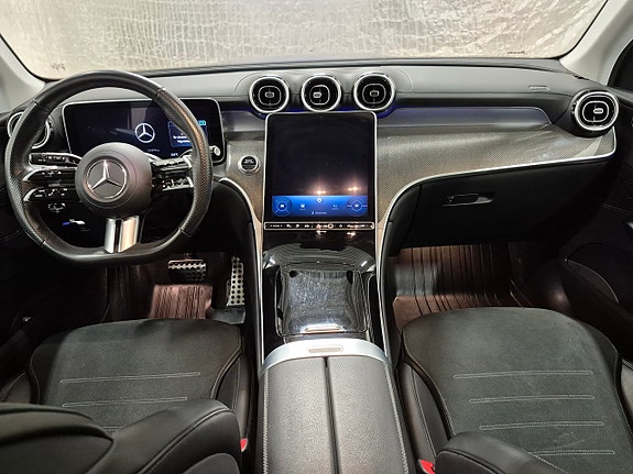 Mercedes-Benz GLC300 e 6 of 11