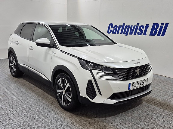 Peugeot 3008 3 of 5