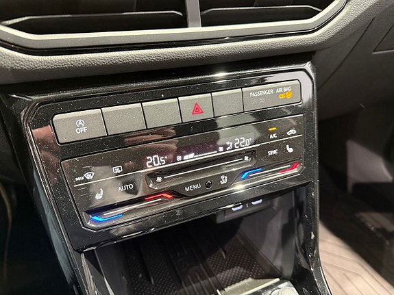 Volkswagen T-Cross 18 of 20
