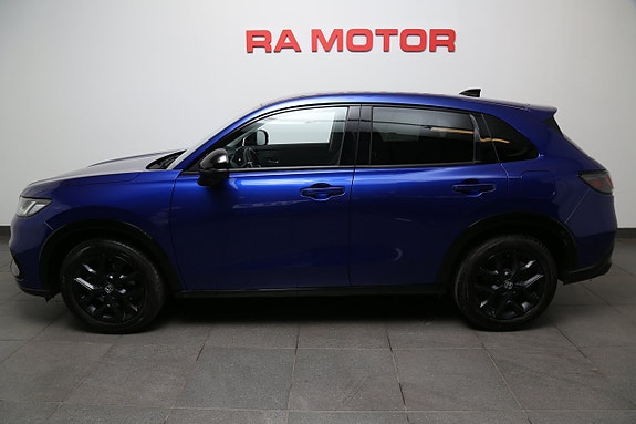 Honda ZR-V 3 of 5