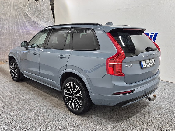 Volvo XC90 5 of 11