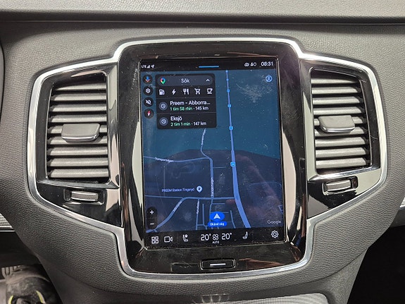 Volvo XC90 8 of 11