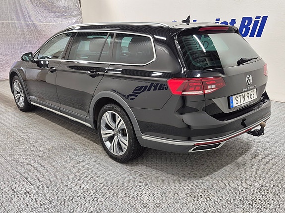 Volkswagen Passat Alltrack 5 of 5