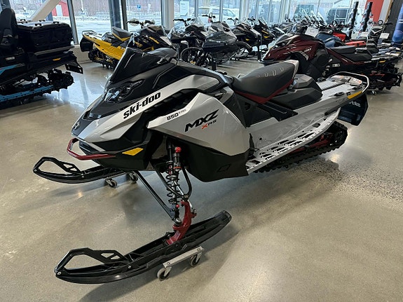 Ski-Doo MXZ X-RS 850 E-TEC 137" El-start MOMS