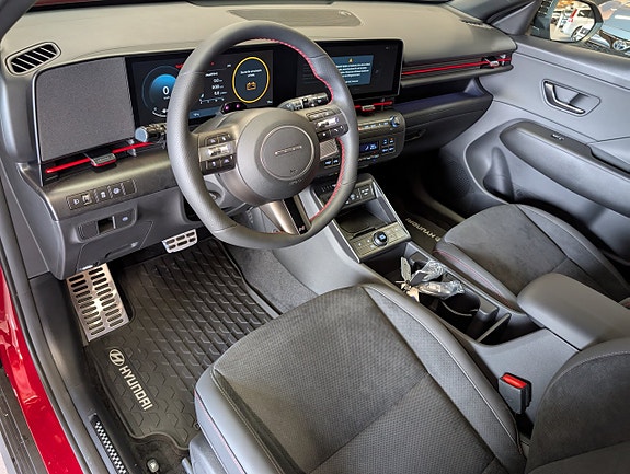 Hyundai Kona 10 of 12