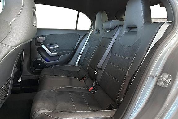 Mercedes-Benz A250 e 10 of 13