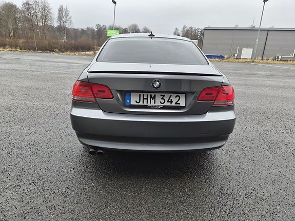 BMW 325Ci 4 of 5
