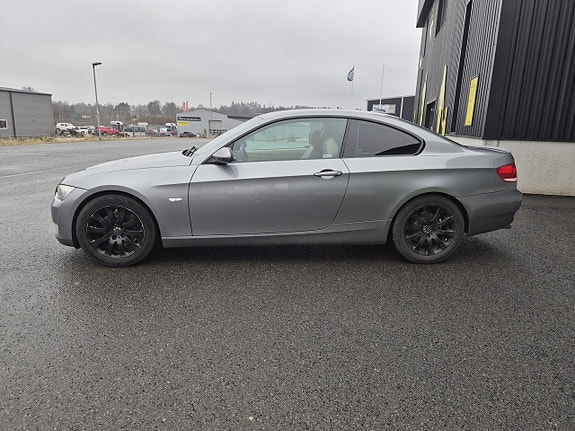 BMW 325Ci 2 of 5