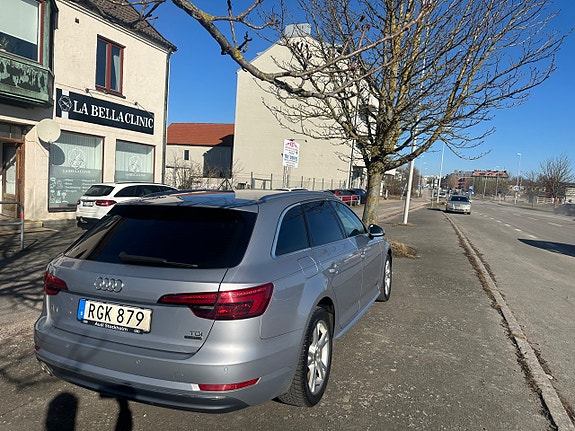 Audi A4 3 of 5