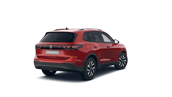 Volkswagen Tiguan 5 of 9