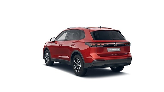 Volkswagen Tiguan 4 of 9