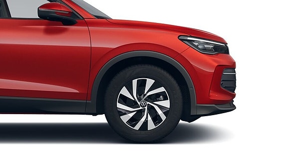 Volkswagen Tiguan 7 of 9