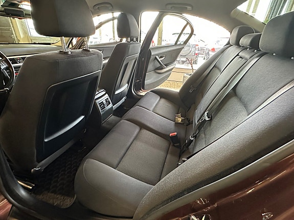BMW 320 14 of 21